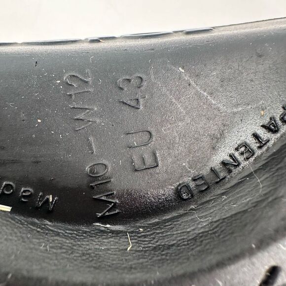 OOFOS OOriginal Flip Flop Men’s 10 Women 12 Sandals Comfort Recovery Shoes Black - Picture 8 of 8